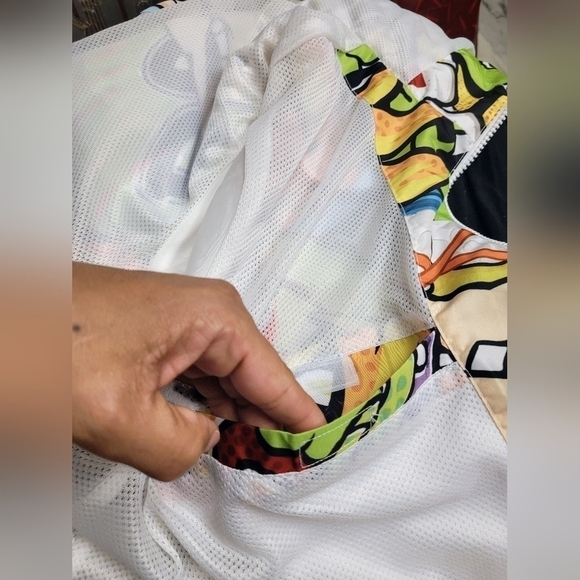 MEMBERS ONLY Hey Arnold Themed Windbreaker Multicolored Size L.. - Picture 6 of 16